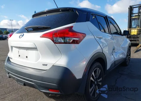 2019 Nissan Kicks Sv z USA, uszkodzony, nr VIN 3N1CP5CU8KL471231